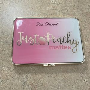 Too Faced Just Peachy Mattes